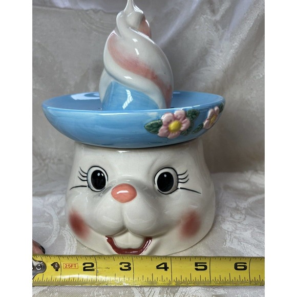 Bunny Rabbit Reamer/Juicer Pastel Ceramic Cracker Barrel, Collectible Vase - Picture 11 of 13